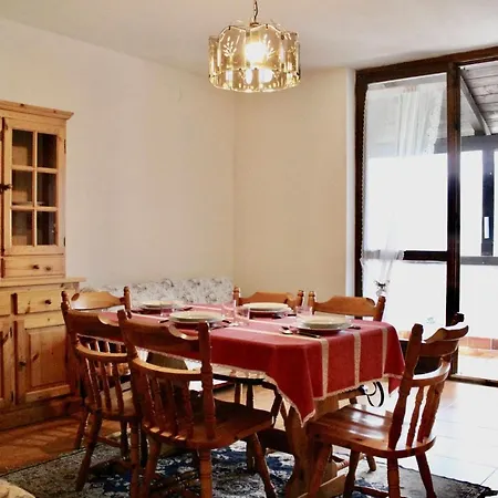 Apartment Casa Oleandro Calceranica Al Ospitar Calceranica al Lago