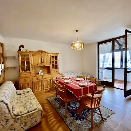 Casa Oleandro Calceranica Al Ospitar *