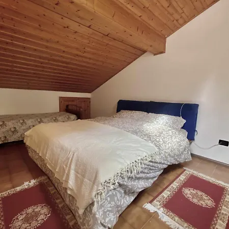 Casa Oleandro Calceranica Al Ospitar *